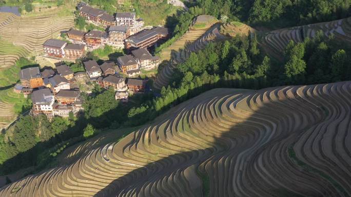 龙胜龙脊梯田金坑瑶寨千层梯田景点