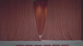 剧场大幕拉起开场视频素材