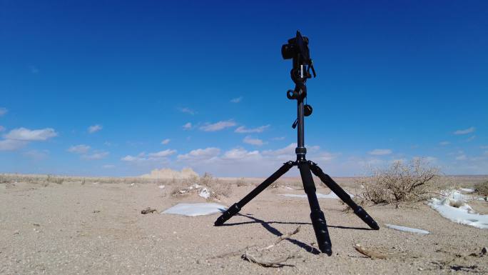 沙漠摄影机