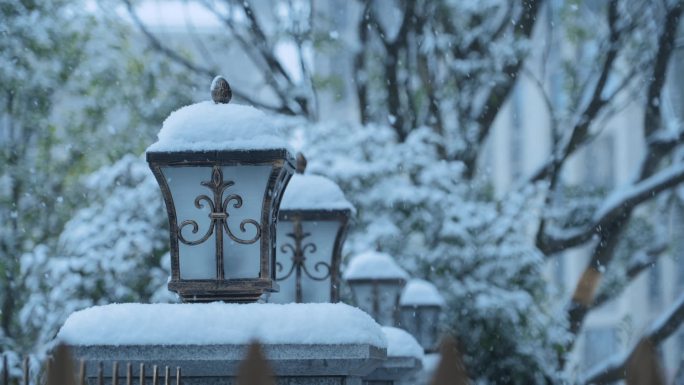 唯美意境小院雪景视频雪花升格下雪大雪纷飞