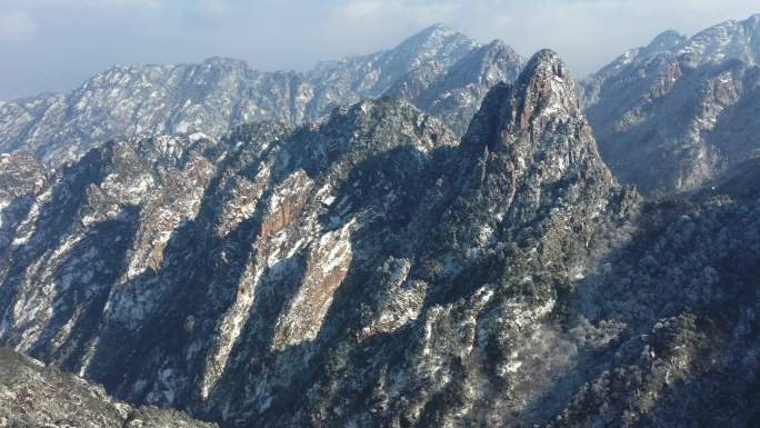 【正版原创】黄山九龙峰山峦峡谷