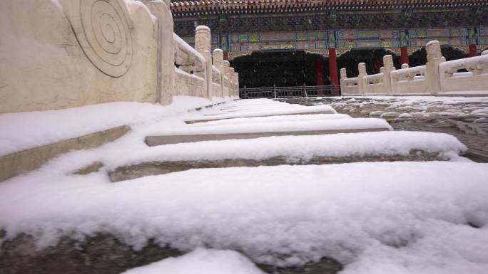 北京故宫太和殿雪景