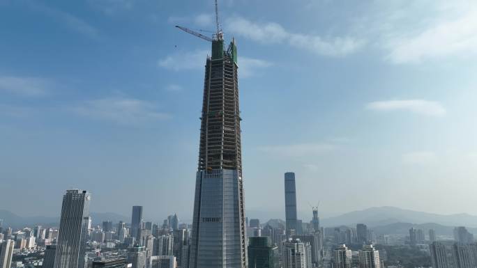 深圳在建城脉中心大厦上绕飞
