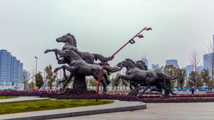 南京奥体中心铜奔马移动延时摄影