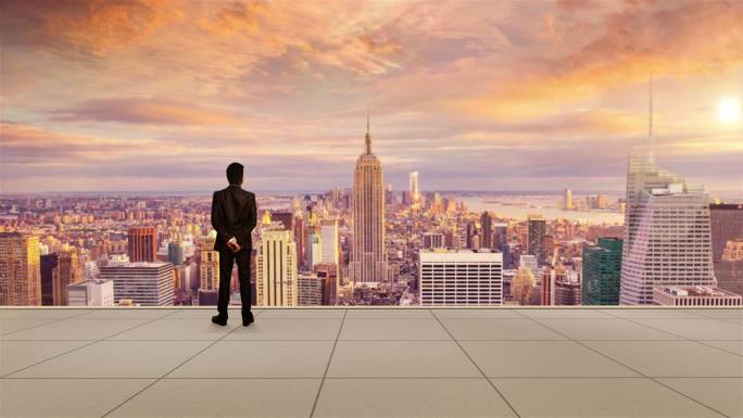 商务成功人士楼顶俯瞰城市