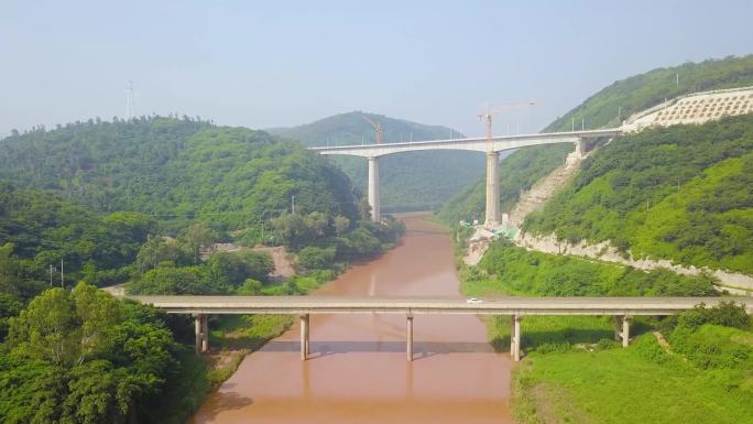 云南红河开远南盘江桥和高铁