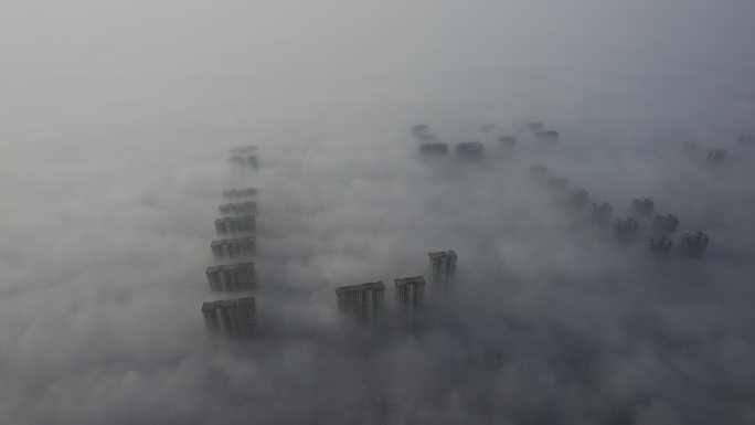 大雾笼罩城市1