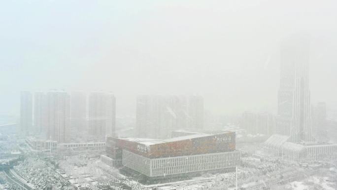 武汉下雪天市民之家4K航拍