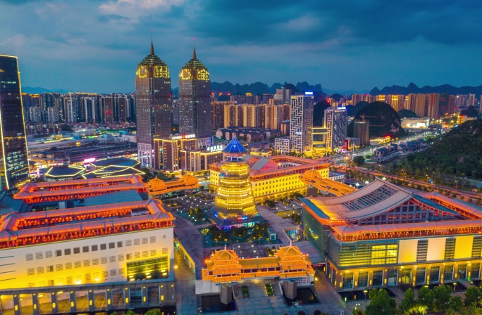 桂林临桂夜景航拍城市延时通透大气素材