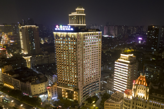 医院大楼夜景，中山二院，孙逸仙纪念医院