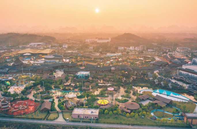 桂林融创旅游城游乐园航拍延时日落大气
