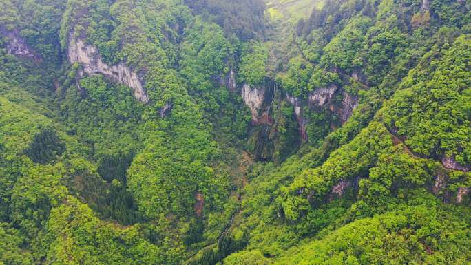 4K航拍深山峡谷大景