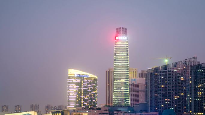 湖南长沙北辰三角洲滨江文化园地标夜景月升