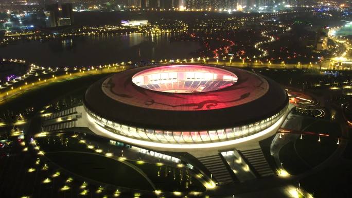 成都东安湖大运会主场馆环绕航拍夜景延时