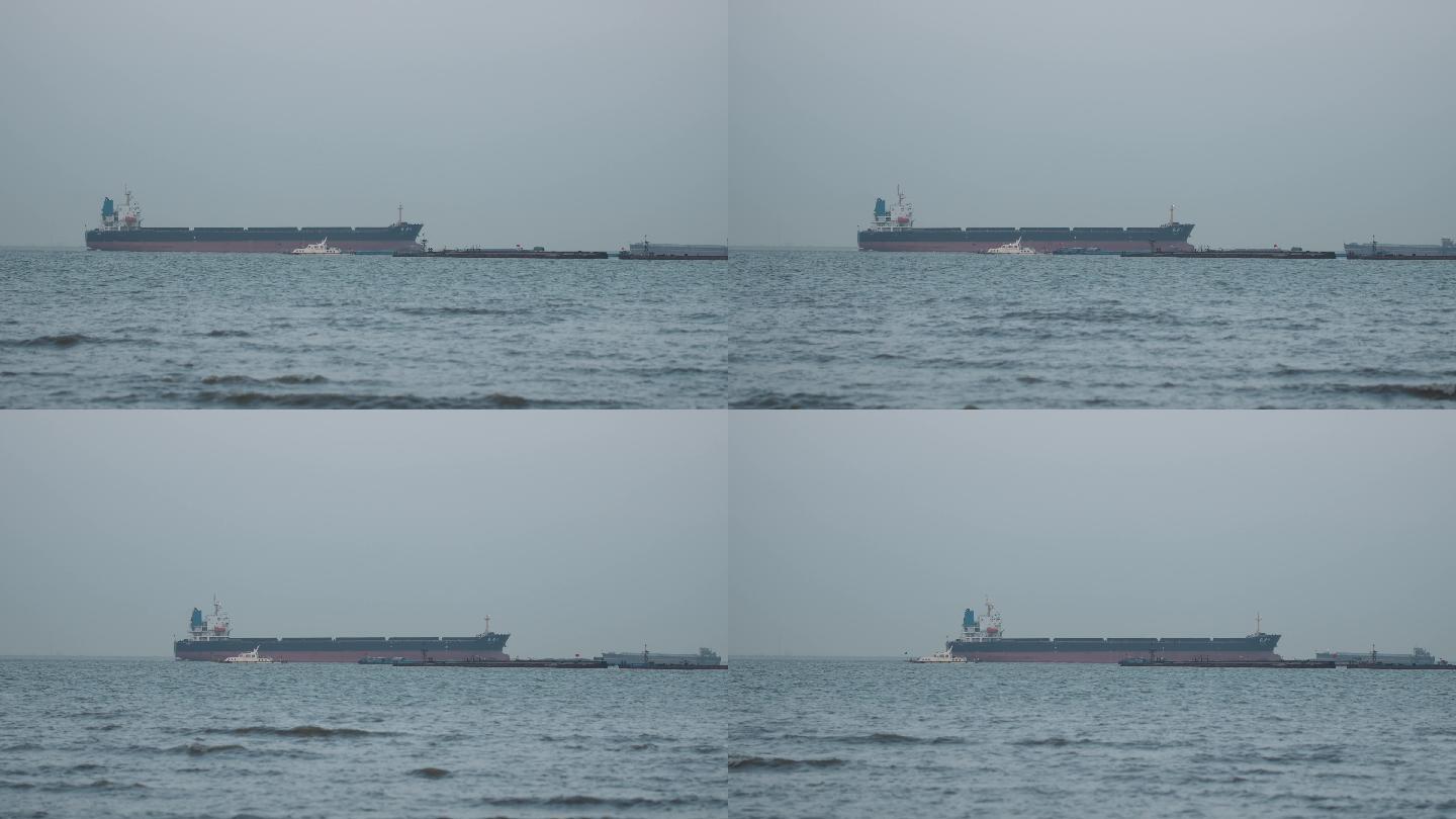 长江江口的大型货轮