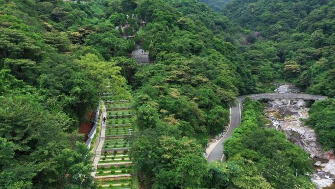 4k航拍 陵园墓地 清明扫墓