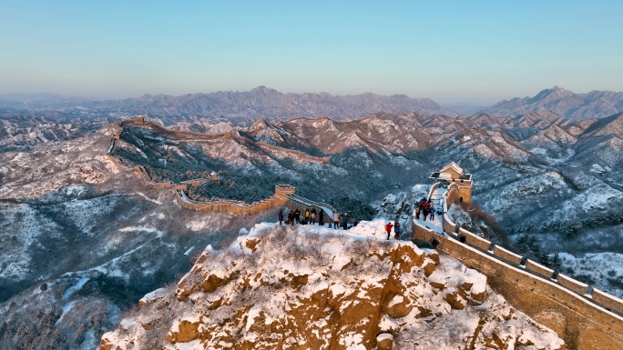 河北承德金山岭长城雪后晨光