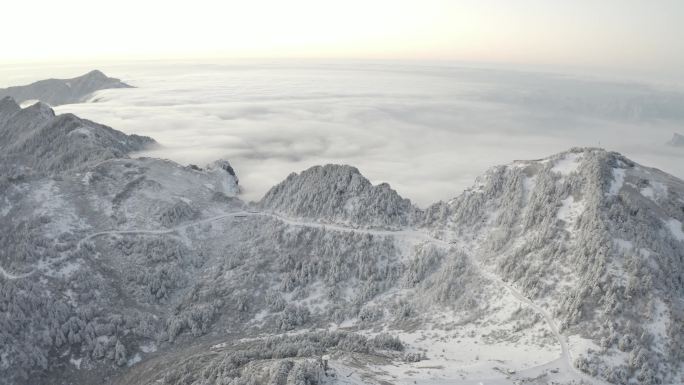 航拍神农架雪景-03