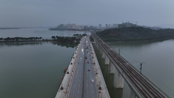 武汉江夏区汤逊湖大桥航拍