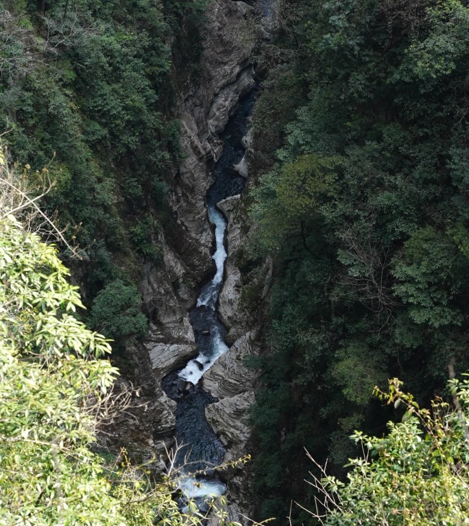 湖北 恩施 建始县 地心谷 喀斯特地貌