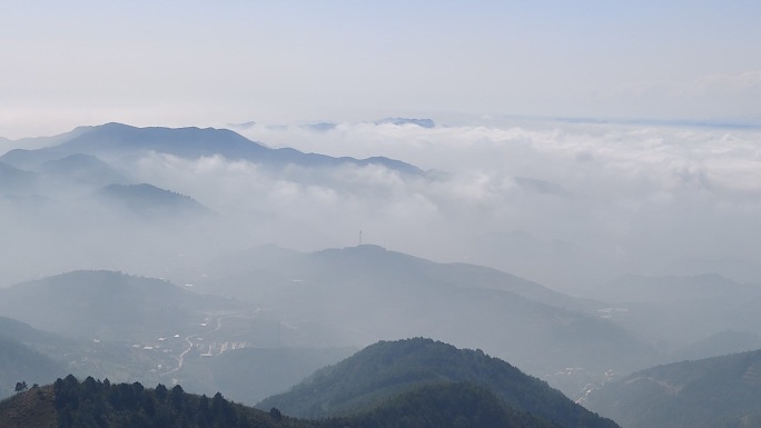 大山云海风景原始生态气势山河云雾