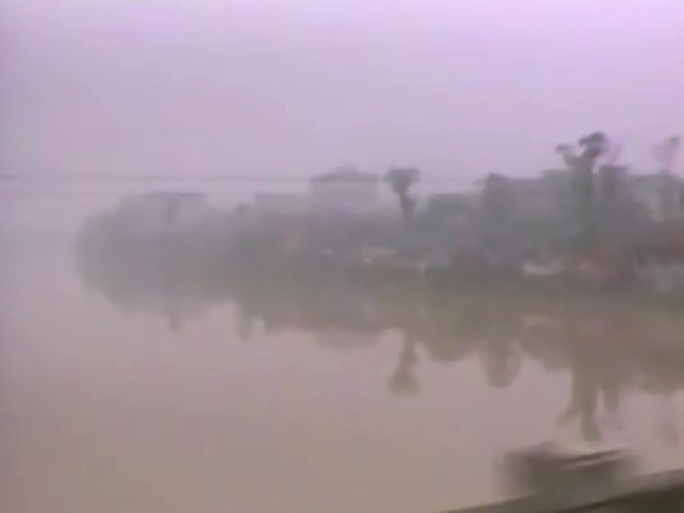 8090年代乘坐大巴旅行拍摄沿路影像