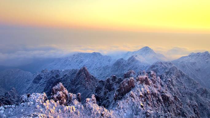 4k黄山高山雪景航拍