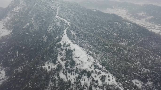 杨材山紫云峰冰雪山脊路（三）