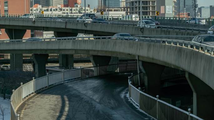 城市立交桥高架桥车辆快速行驶
