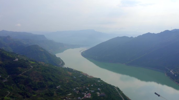 金沙江绥江流域风景航拍