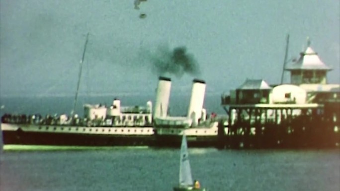 50年代海上蒸汽游轮
