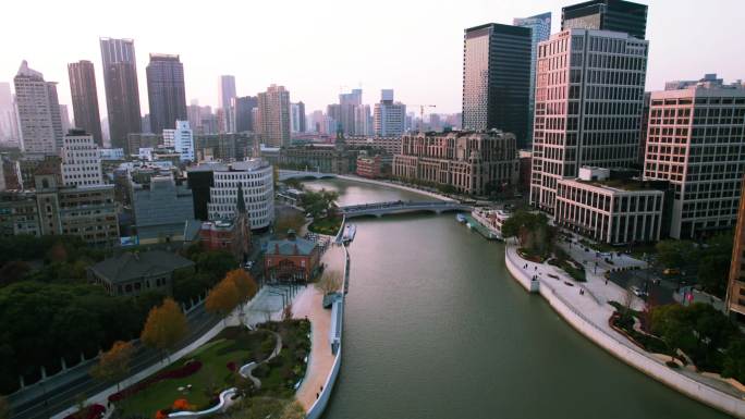 4K航拍上海苏州河外白渡桥