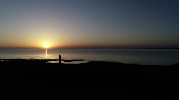 青海湖日出