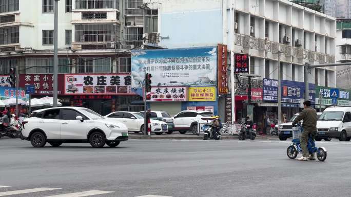 4k南宁城市特色街道行人车辆过马路