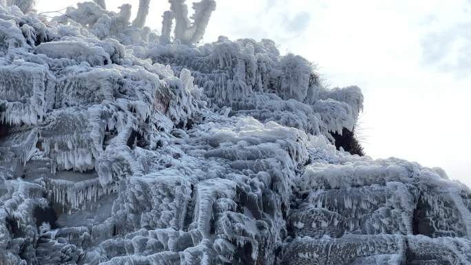 冰雪雾凇大明山冰封南国