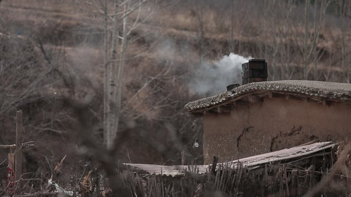 东北 农村 农家 农房 烟囱 炊烟 贫穷