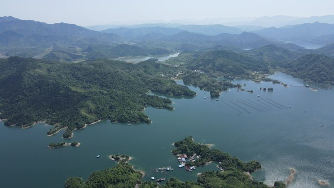 实拍黄山太平湖绿水青山航拍素材