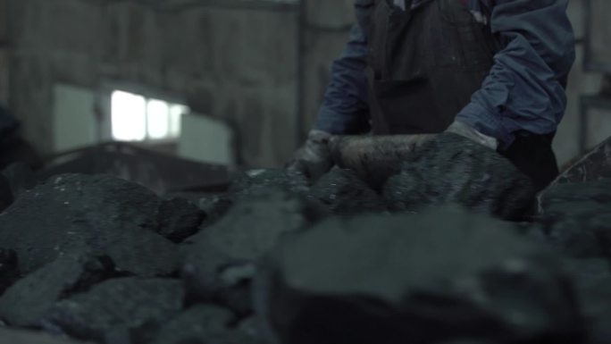 煤炭 煤矿工人 选煤矸石 工人 能源