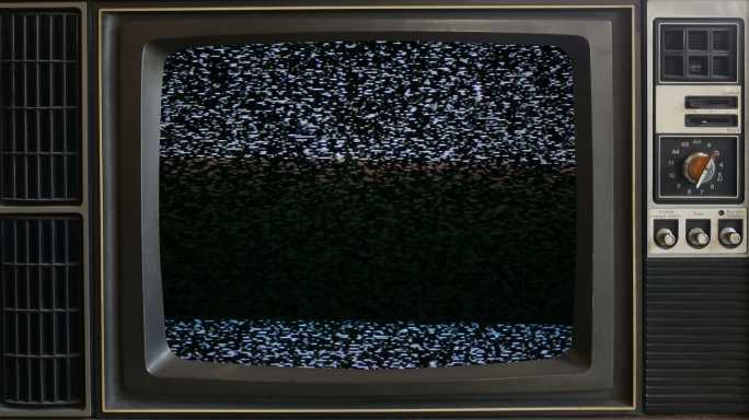没有信号的旧电视。