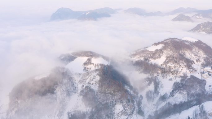 4k航拍恩施雪山雾凇风光