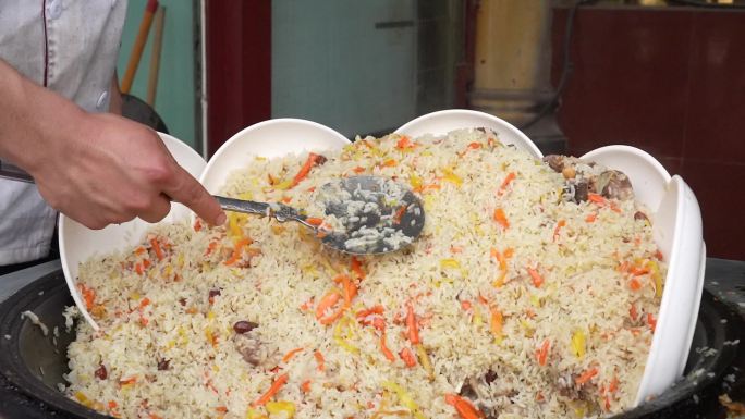 手抓饭 新疆手抓饭 喀什手抓饭