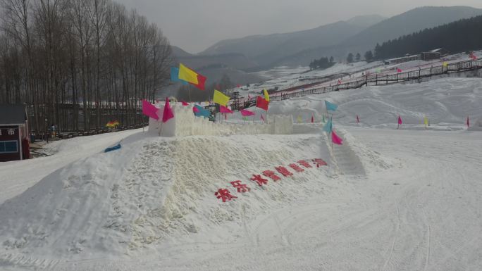 滑雪场 瞿昙国际滑雪场 滑雪