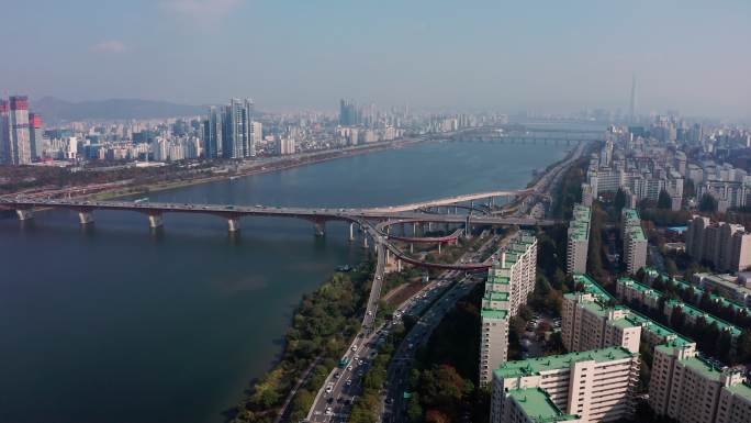 首尔市中心城市天际线鸟瞰图