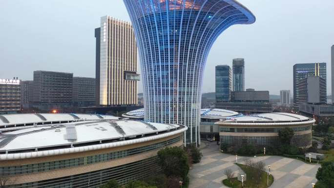【航拍】武汉未来科技城08-新能源研究院