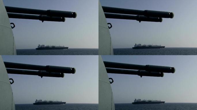 军舰护送货船海军舰艇执行任务军事行动