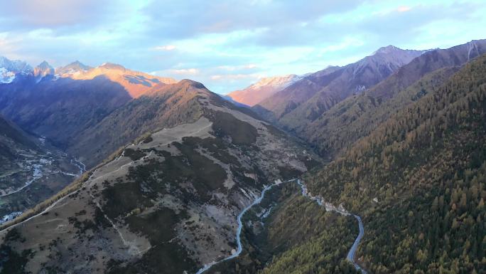 四川阿坝州小金县四姑娘山航拍