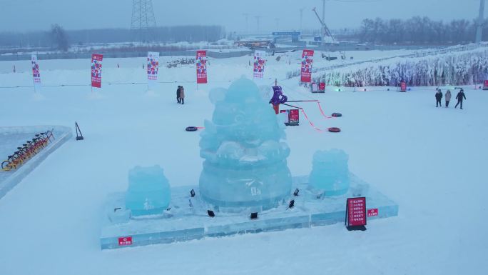新疆冰灯雪雕