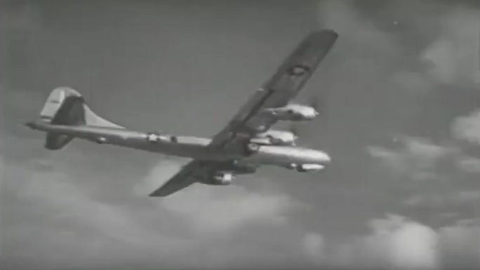 40年代飞机飞行轰炸机