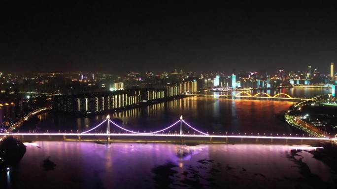 4K夜景航拍特写长沙三叉戟大桥福元路大桥