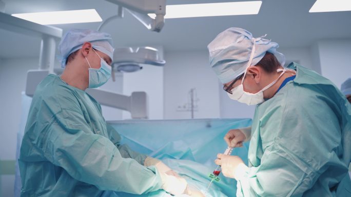 外科团队手术手术室注射麻醉师